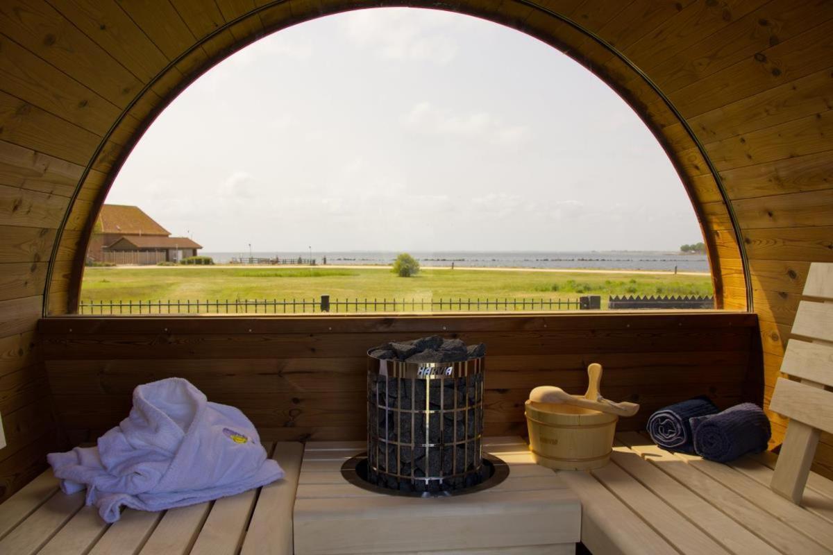 Inselblume 82 - Bungalow Am Suedstrand Mit Meerblick Burgtiefe auf Fehmarn Екстериор снимка